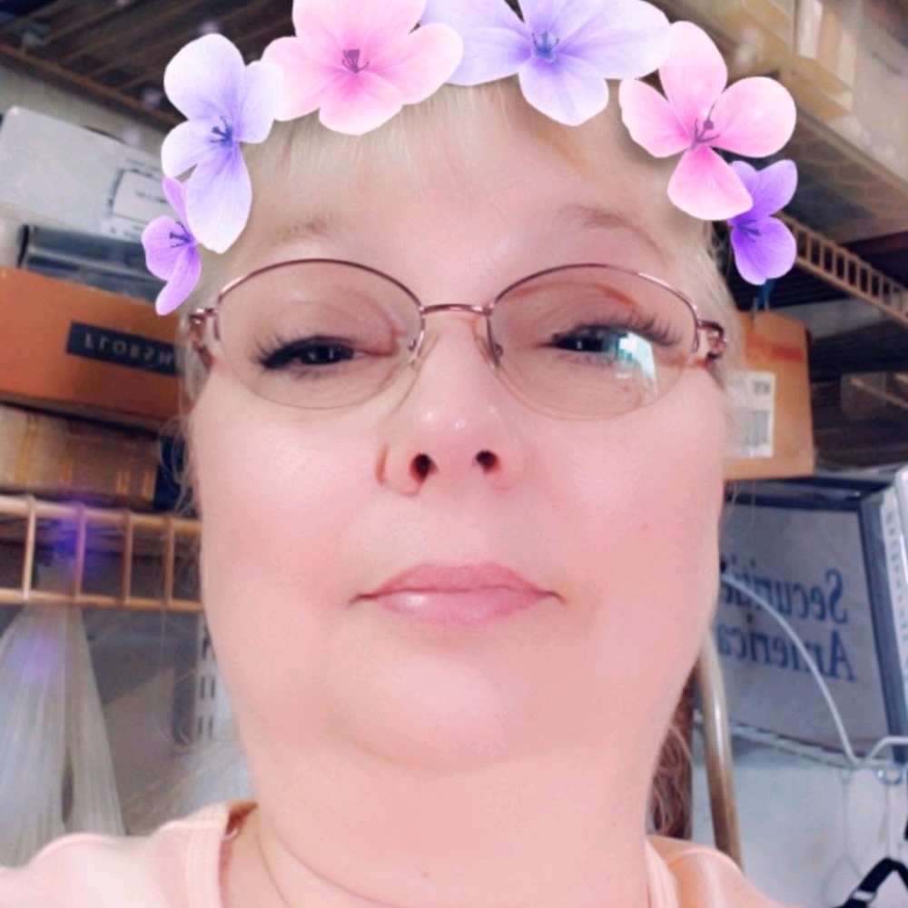 Meet your Posher, Michele